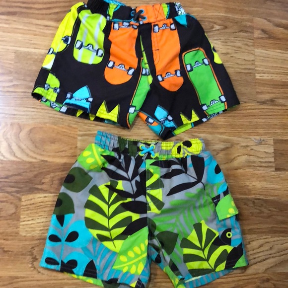 Carters 2 Pairs Boys Swim Trunks Shorts Size 18 M - Picture 1 of 6